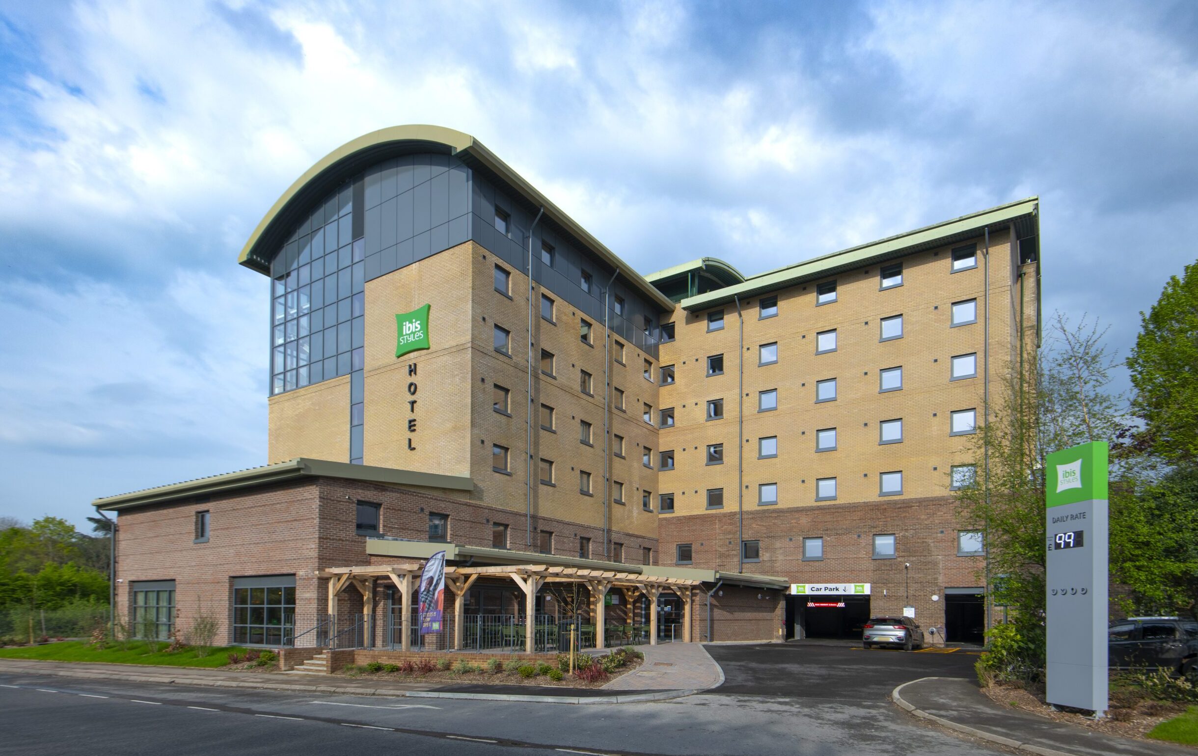 Starboard opens new Gatwick hotel following £14m investment | Hotel Owner